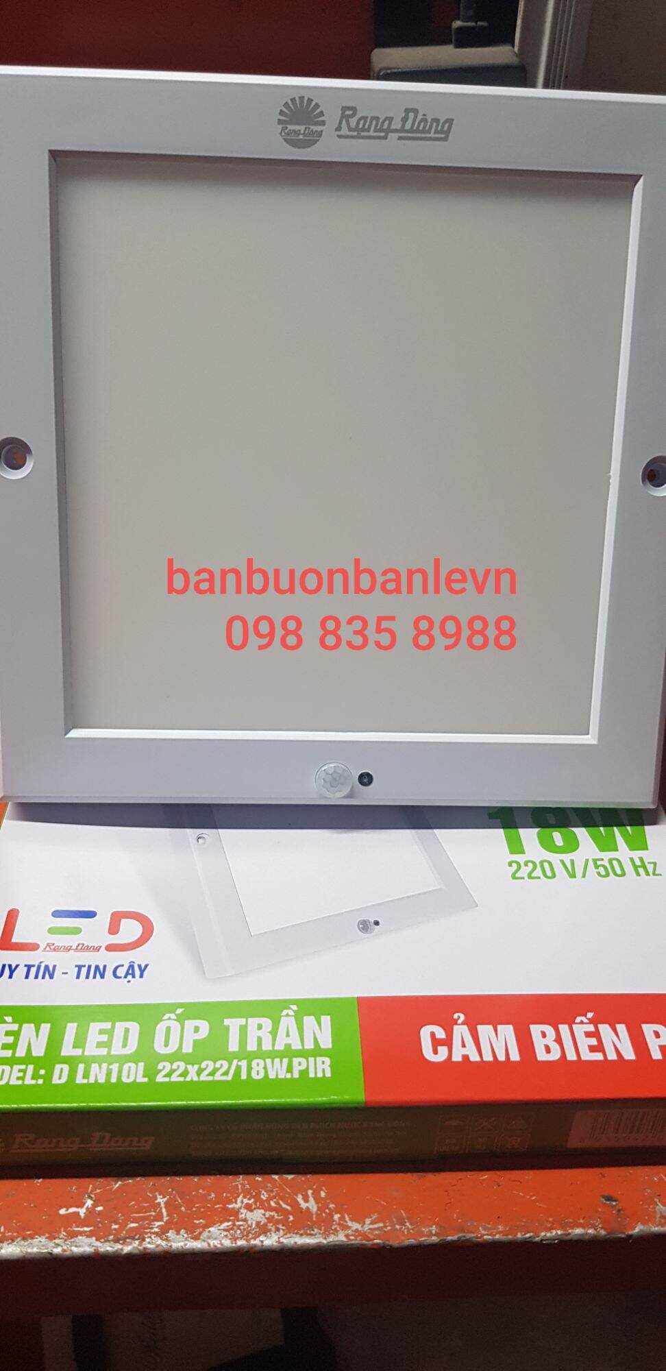 Đèn LED ốp trần siêu mỏng cảm biến 18w Rạng Đông