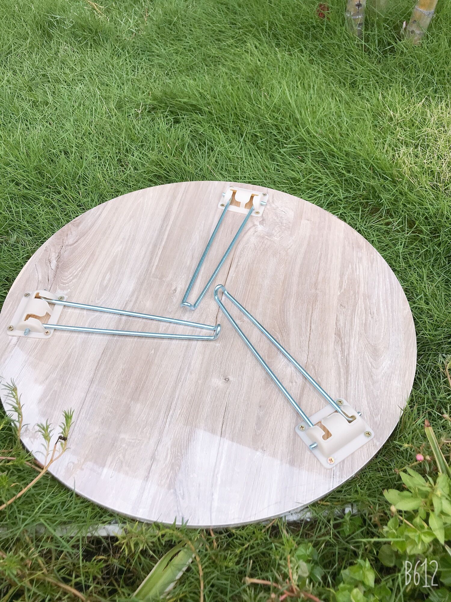 Bàn Tròn Gỗ MDF (đường kính 60cm)