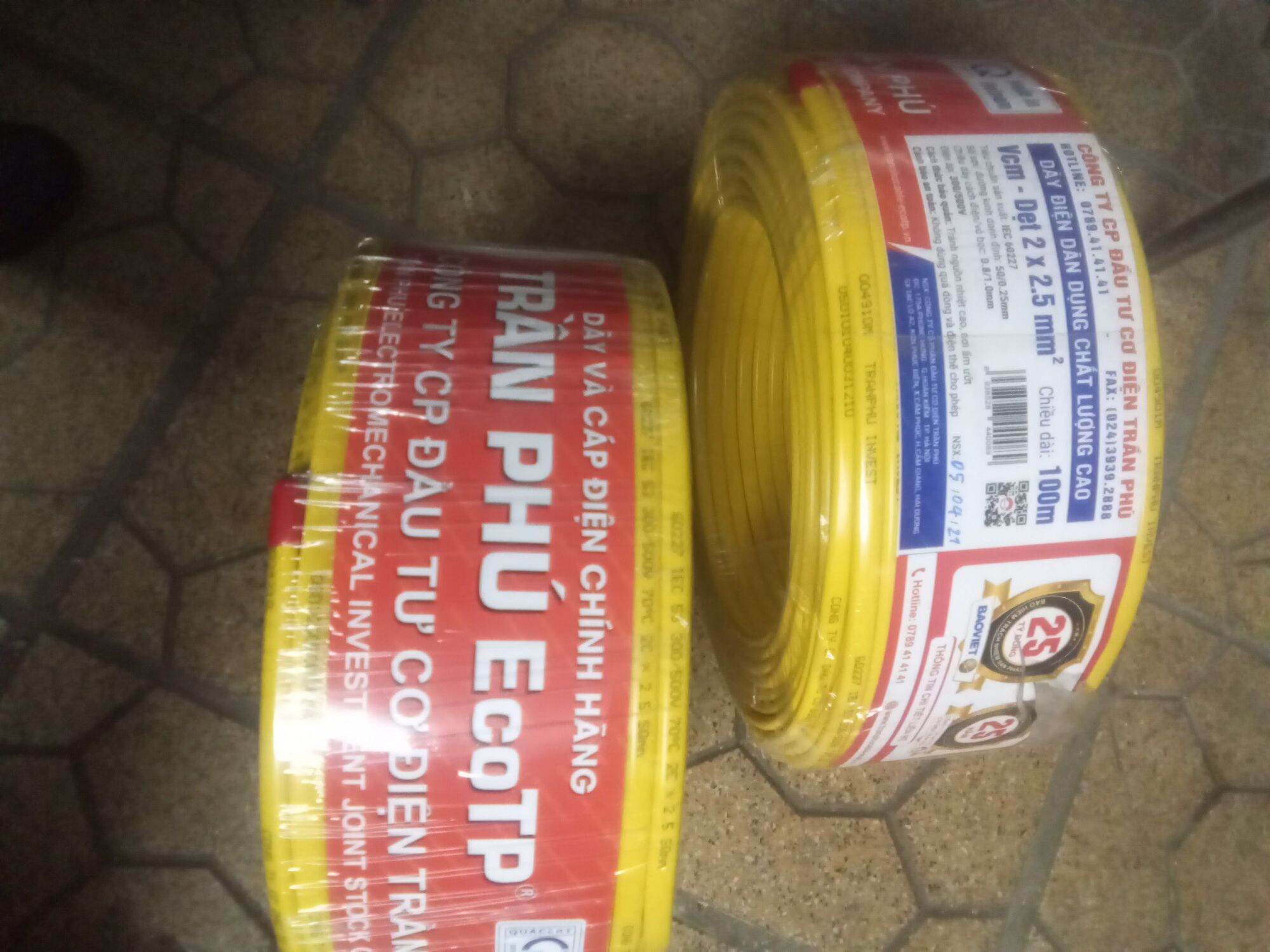 Dây Điện Trần Phú Chính Hãng 2x2.5mm cuộn 100 mét)