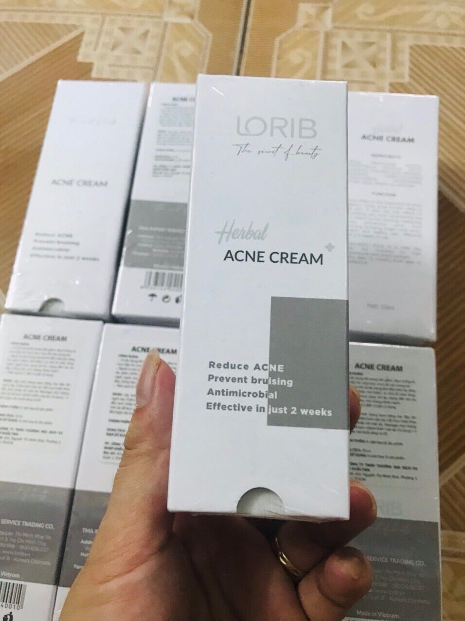 Kem mụn Lori B mẫu mới