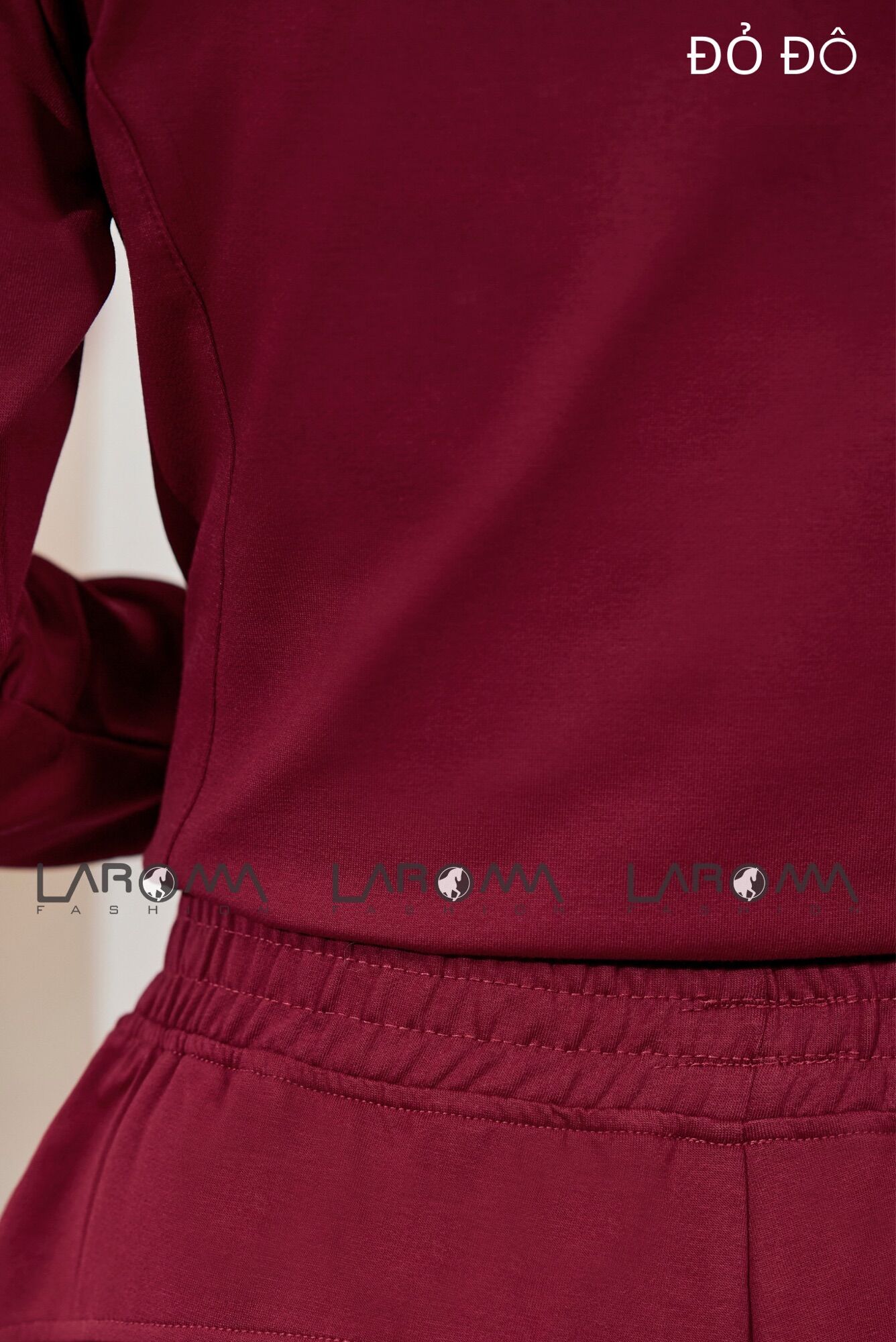 Bộ nỉ Nữ Laroma Kéo Khoá chất nỉ da cá