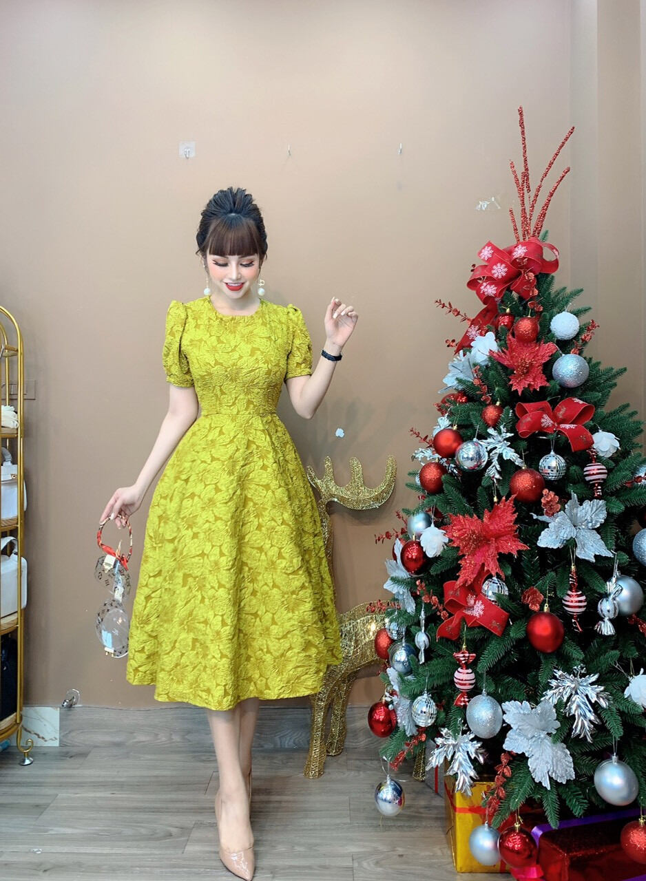 Đầm gấm xốp vân hoa nổi cao cấp Monoco M,XL,2XL