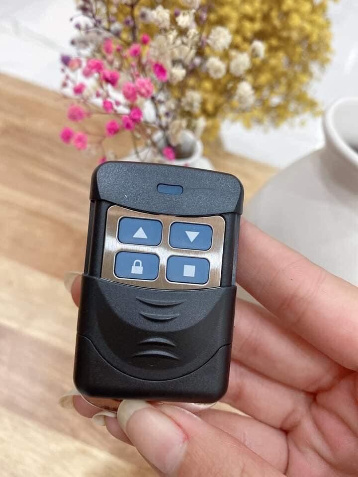 Tay điều khiển cửa cuốn học lệnh thông minh tần số 433mhz-remote cửa cuốn tần số 433mhz