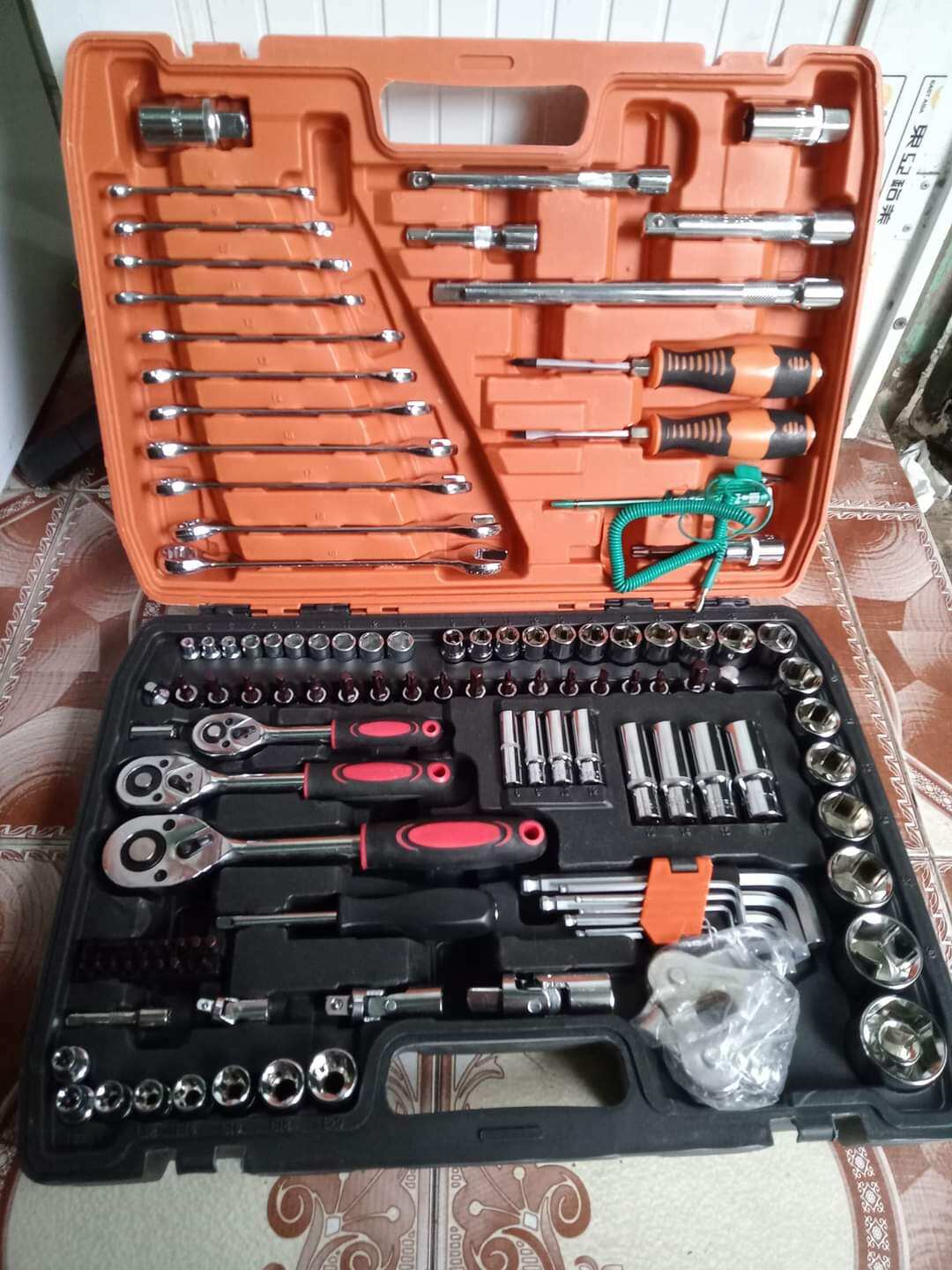 Bộ dụng cụ 121 chi tiêt