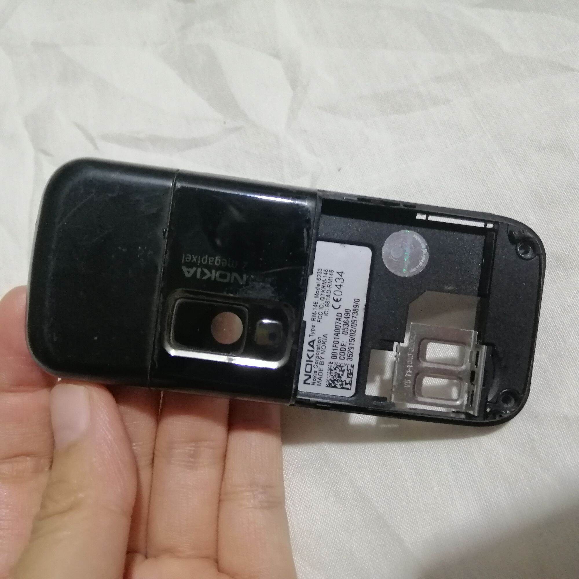 Sườn nokia 6233 zin tháo máy