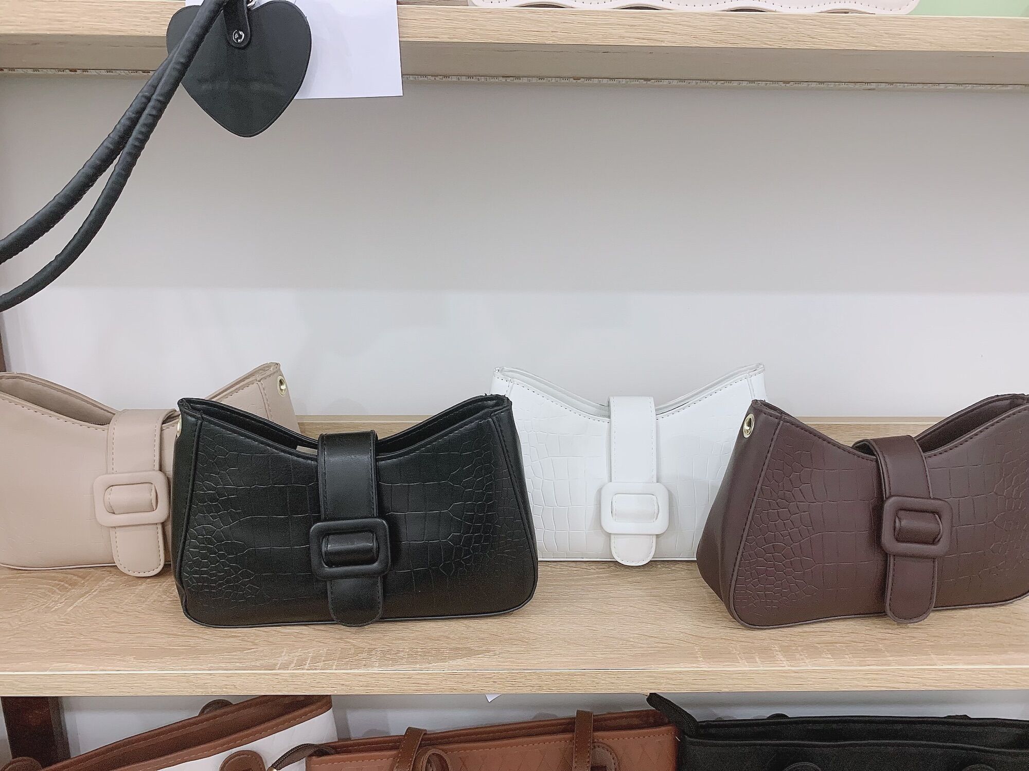 Túi xách quảng châu, tặng nuóc hoa thái