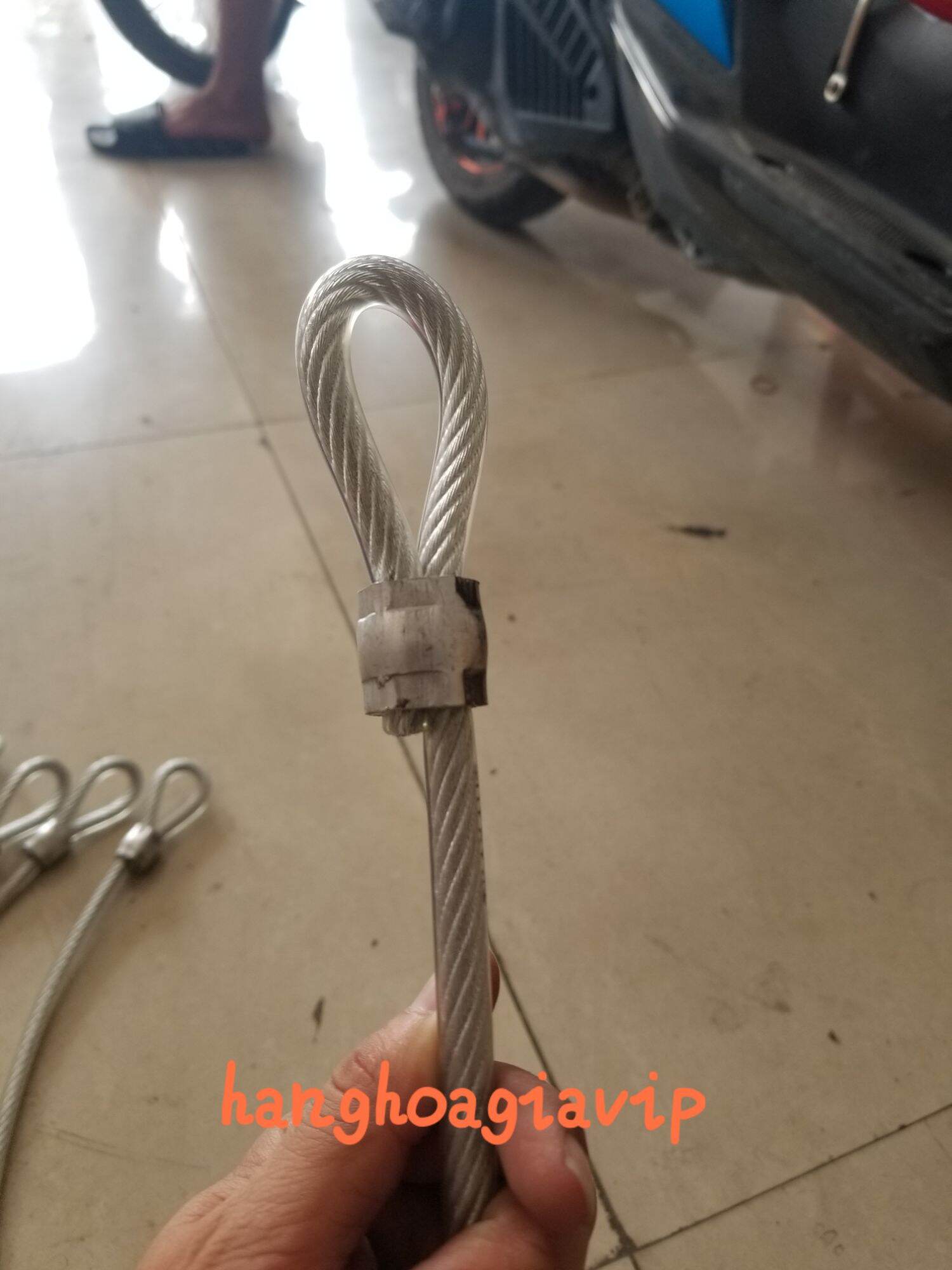 Khóa cáp 10mm(li),bấm đầu cốt sẵn.Size 0.8 mét,2 mét.hanghoagiavip