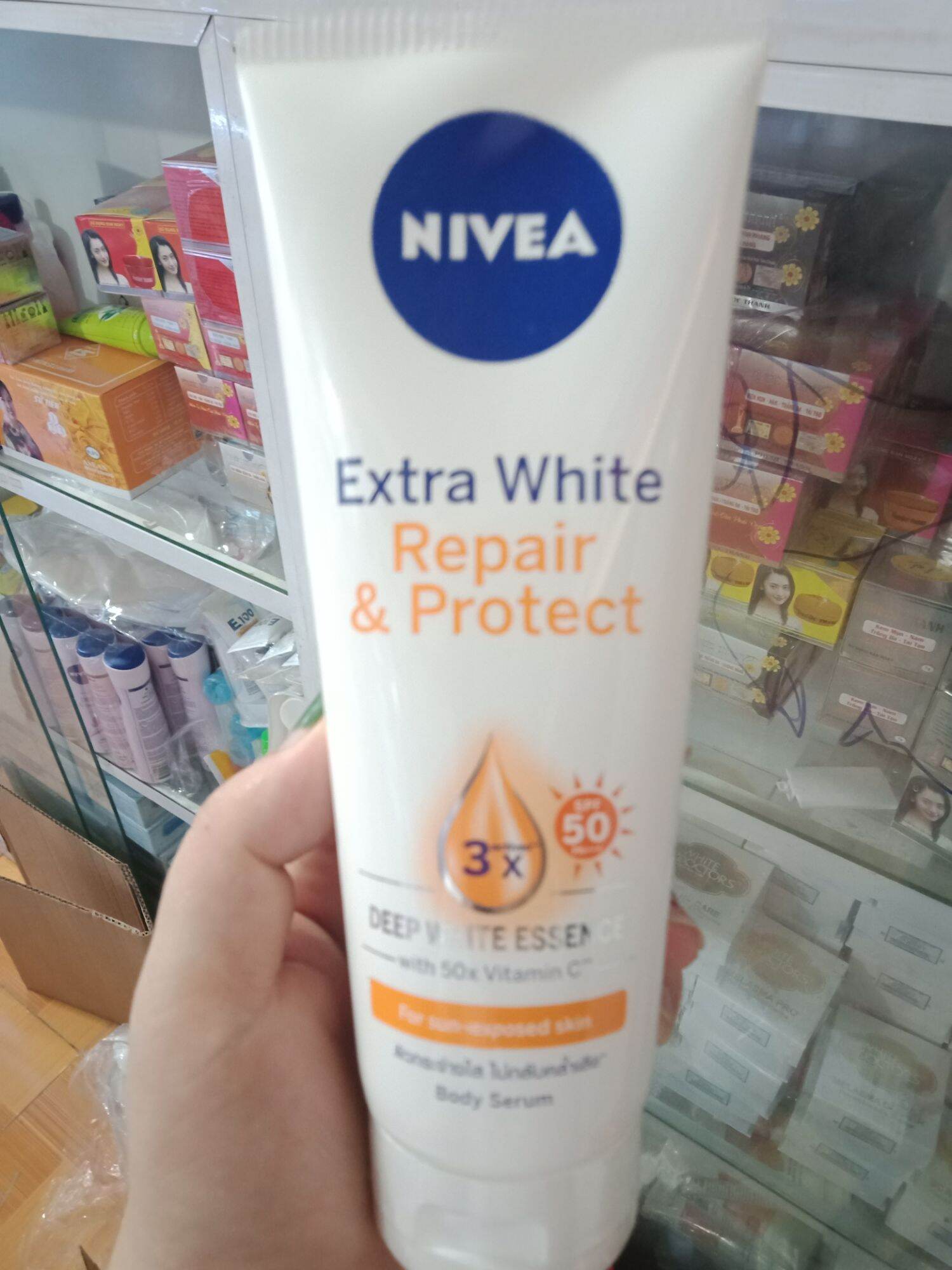 Serum Dưỡng Thể Nivea Extra White Ngày