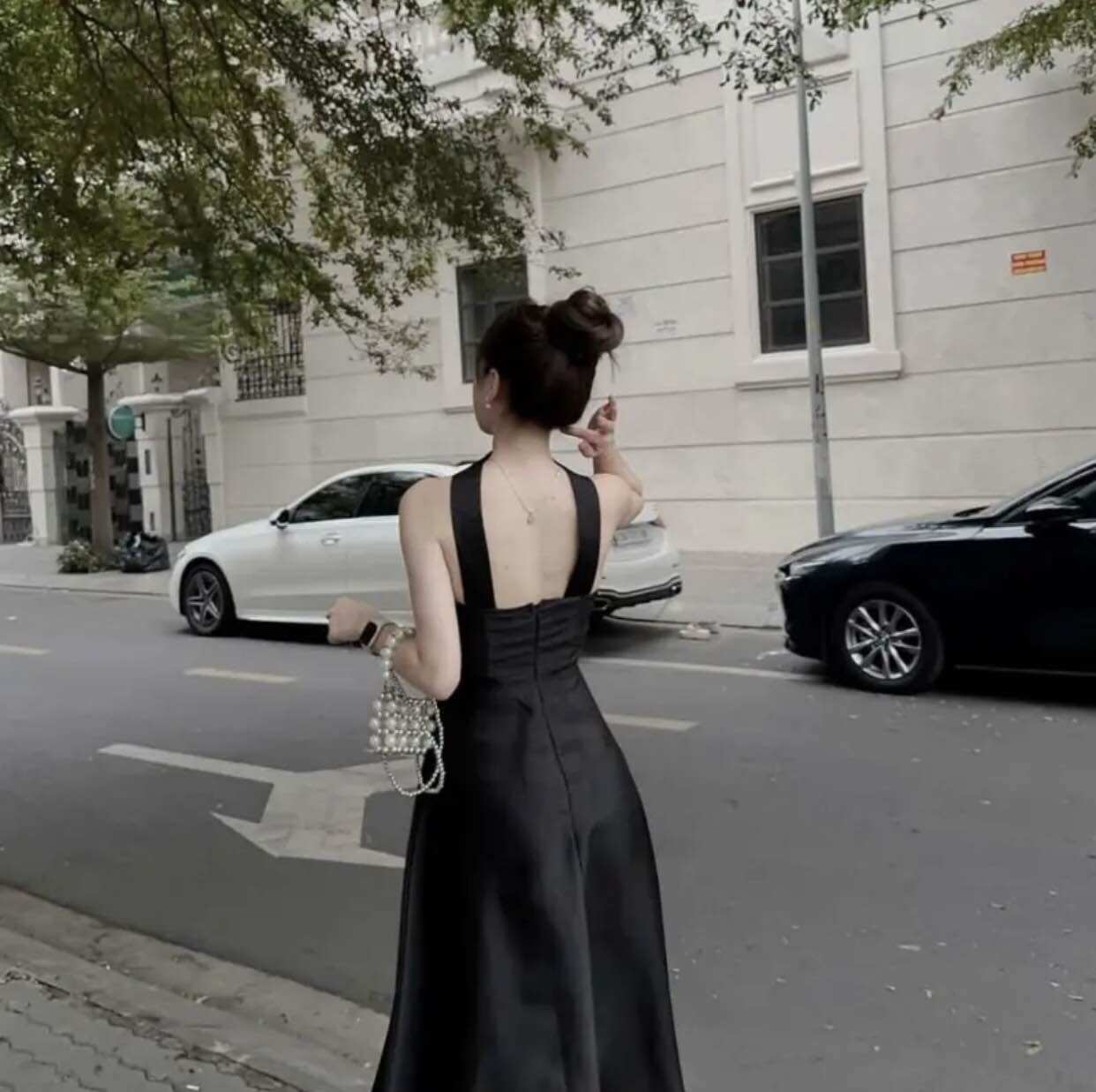 Đầm xoè dự tiệc dáng dài đính đá siêu sang