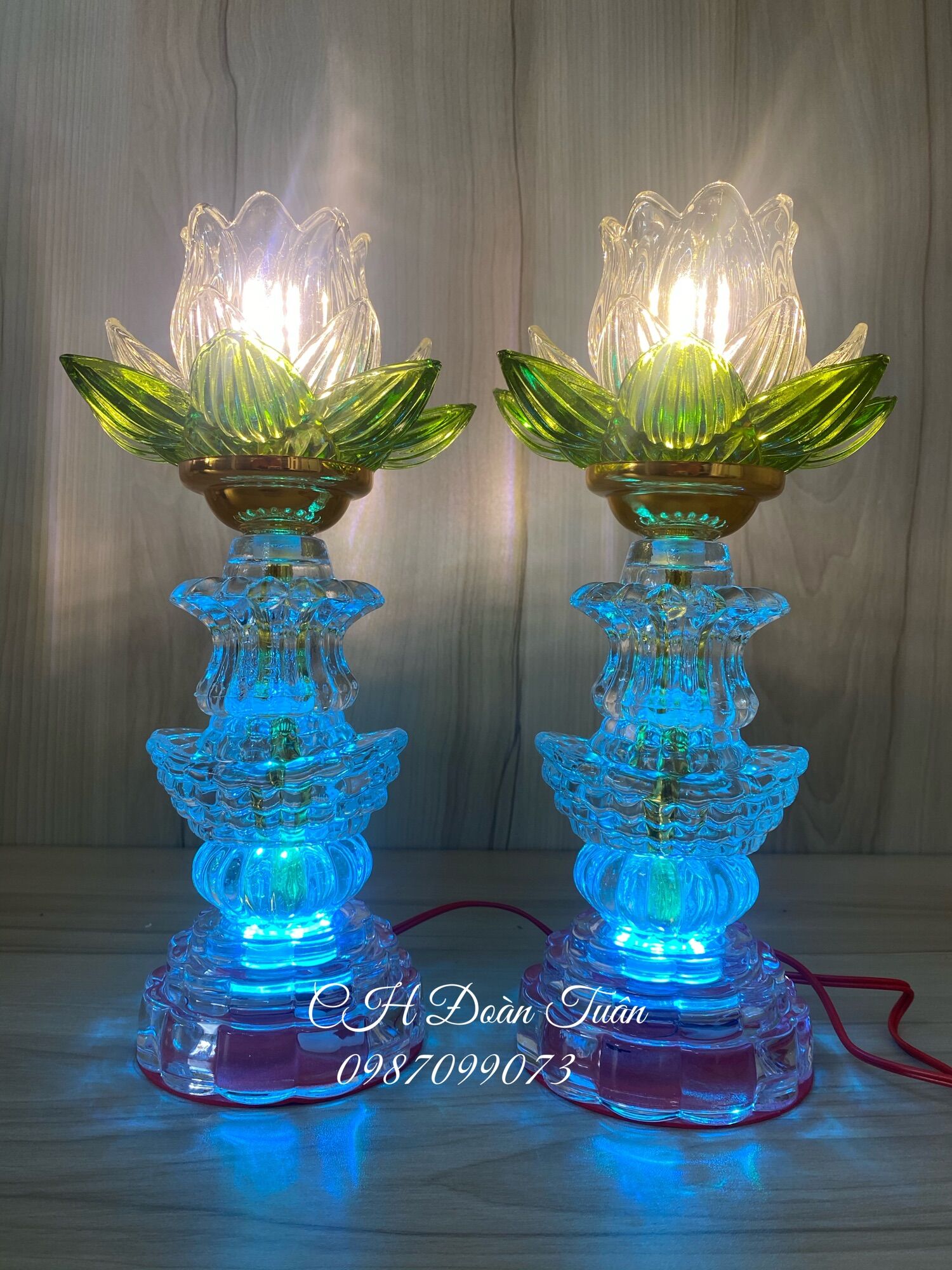 Pair of Crystal Altar Lamps Made of Glass, 30cm High
