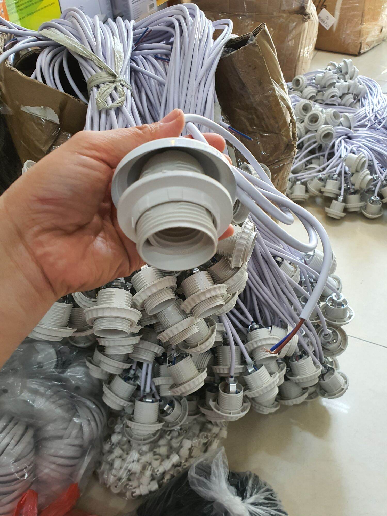 Bộ đui dây đế thả trần e27