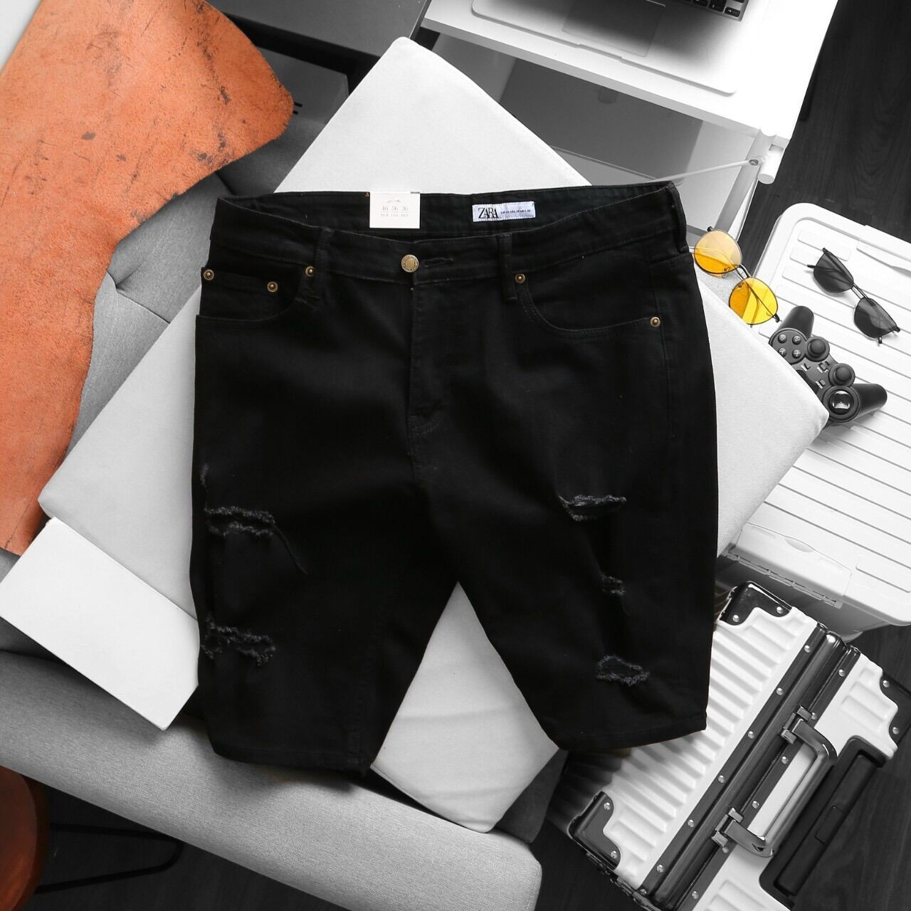Quần short jean nam rách màu đen big size