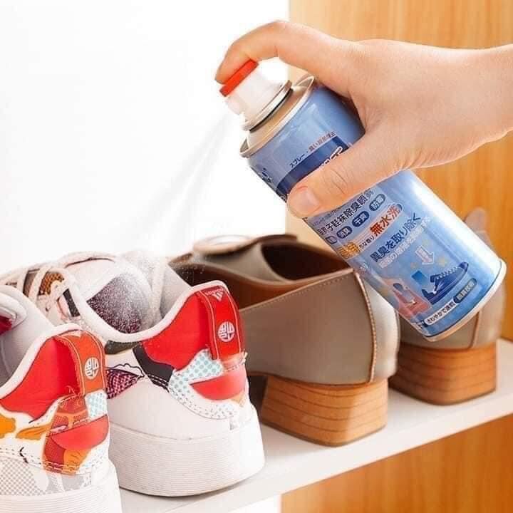 Chai xịt giày chống hôi chân