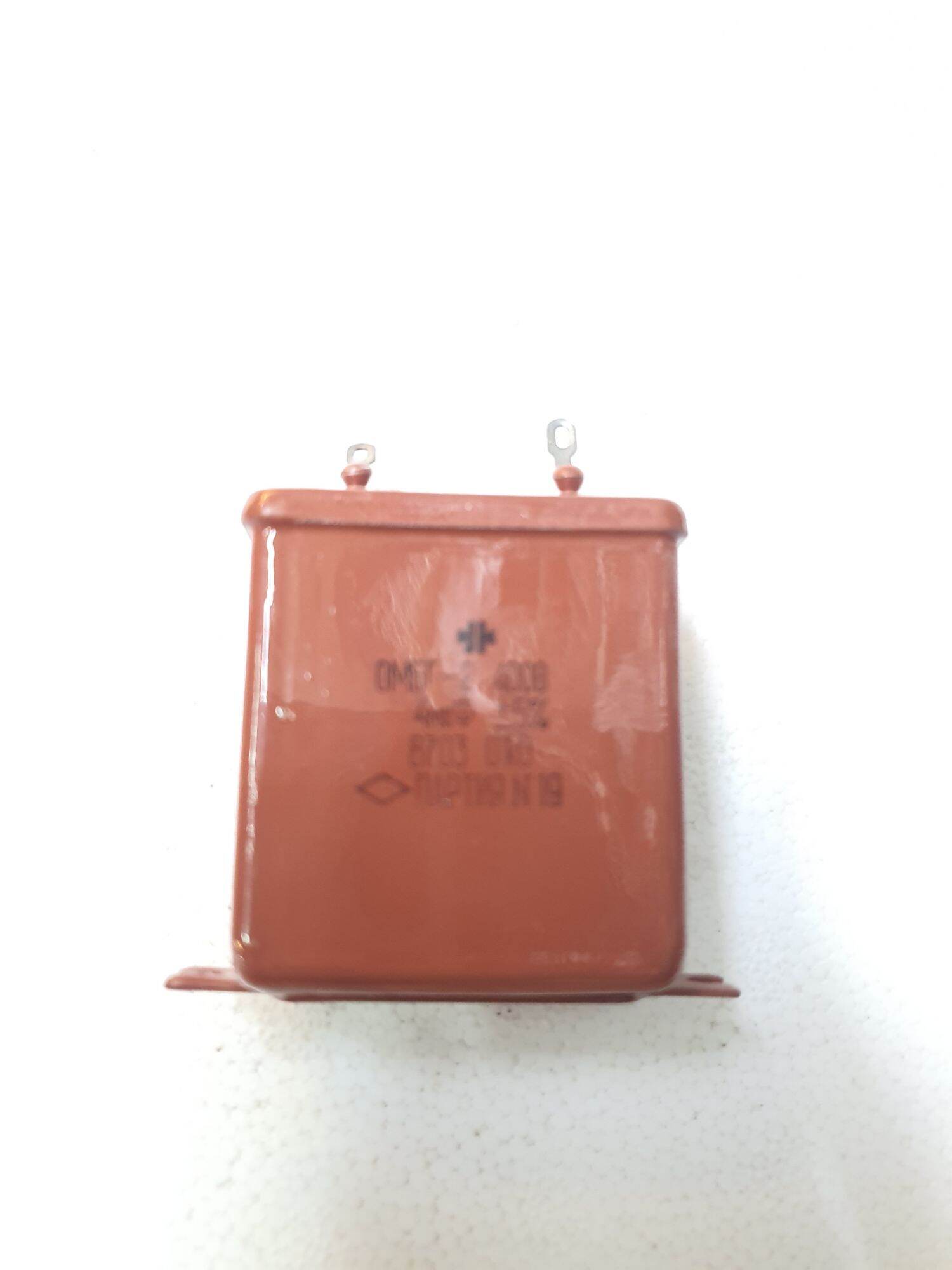 Tụ dầu nga 4uf 400v
