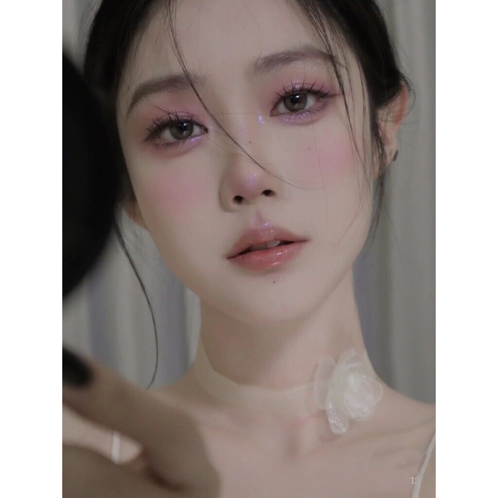 Choker hiệu hoa sang chảnh tiểu thư