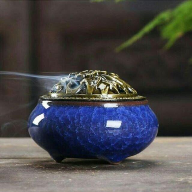 Lư xông trầm hương
