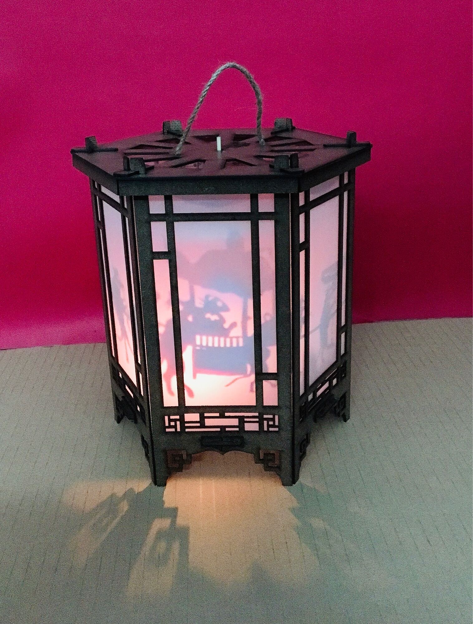 Đèn kéo quân gỗ cao 24cm( Quay đều khi đốt nến)