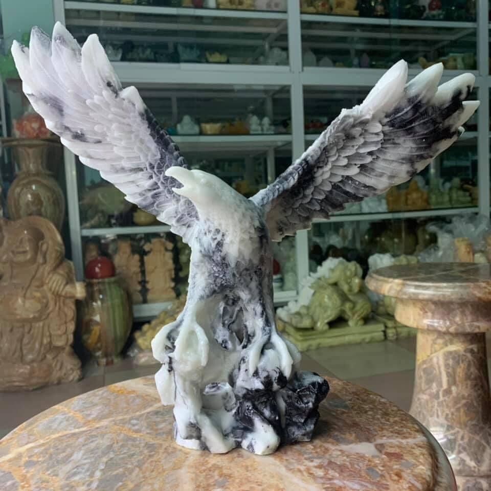 Chim đại bàng đá đúc - cao 30.5cm