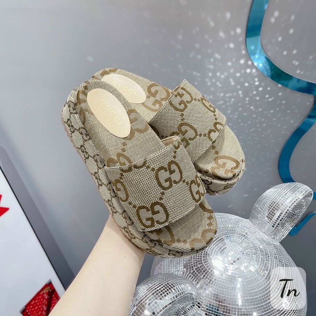 Dép lê nữ Gu..ci đế bánh mỳ 5p