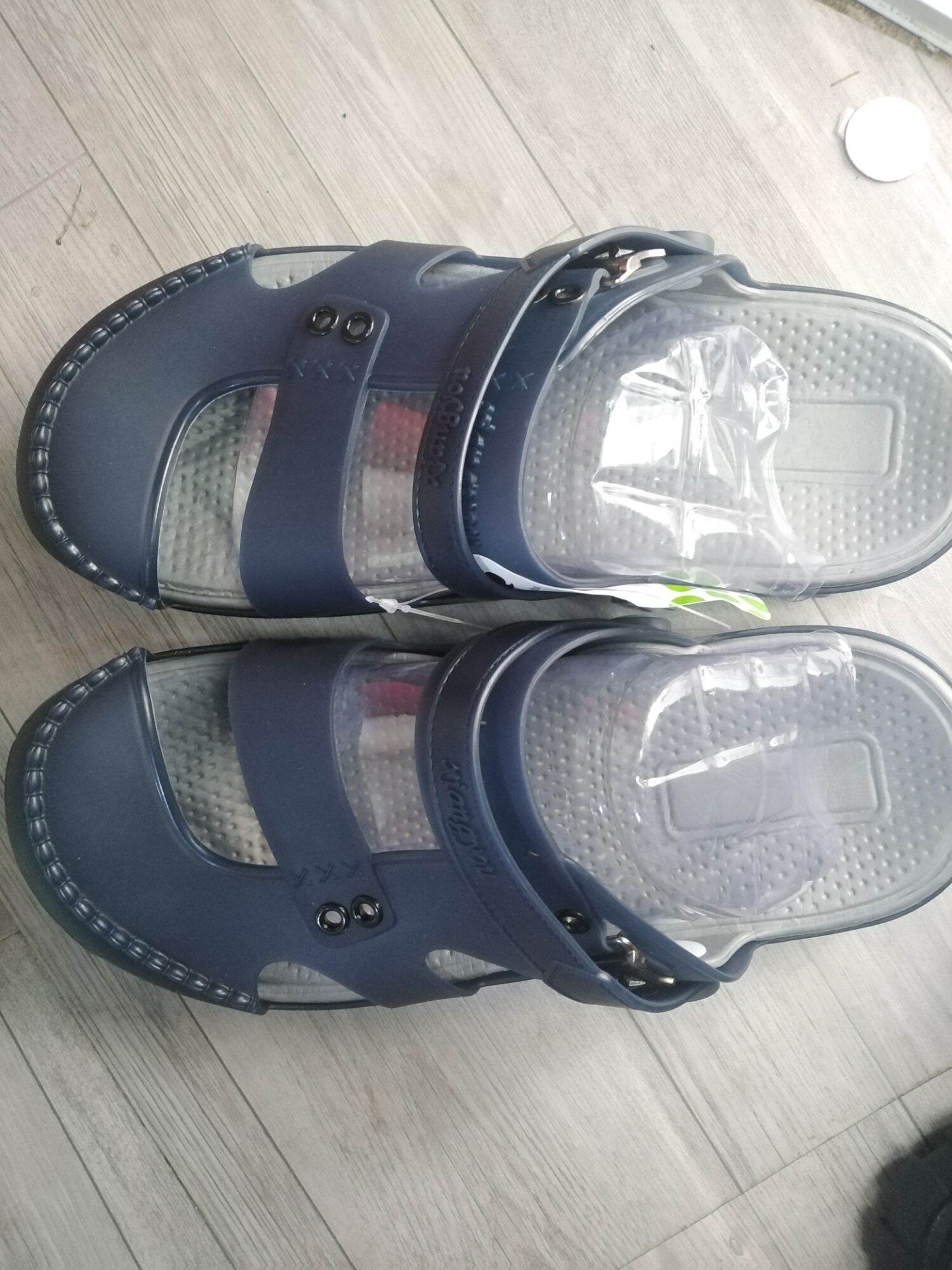 [HCM]Giày Nhựa Nam Mới