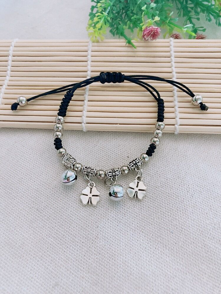 Vòng tay dây gút cỏ 4 lá phối chuông xinh xắn, đa dạng mẫu mã, chất lượng đảm bảo và cam kết hàng đúng mô tả