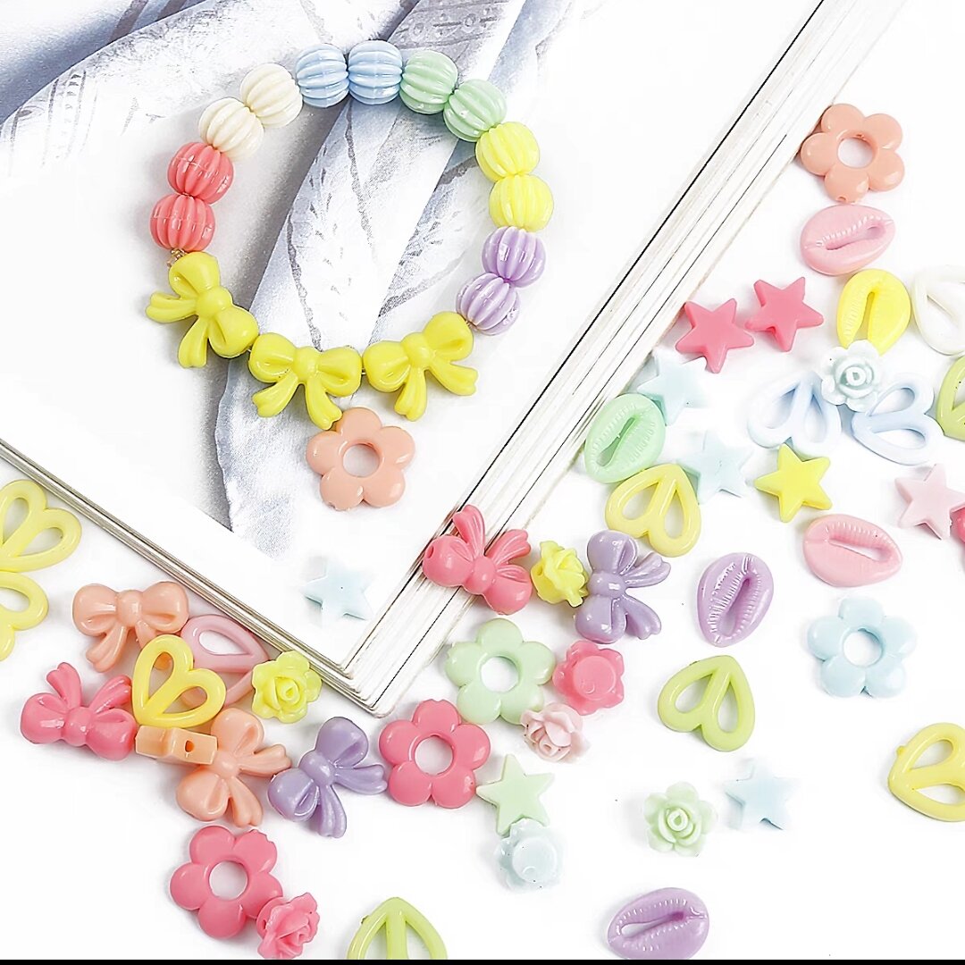 Hạt cườm nhựa mix màu acrylic hạt tình yêu hoa ngôi sao năm cánh hạt chuỗi handmade