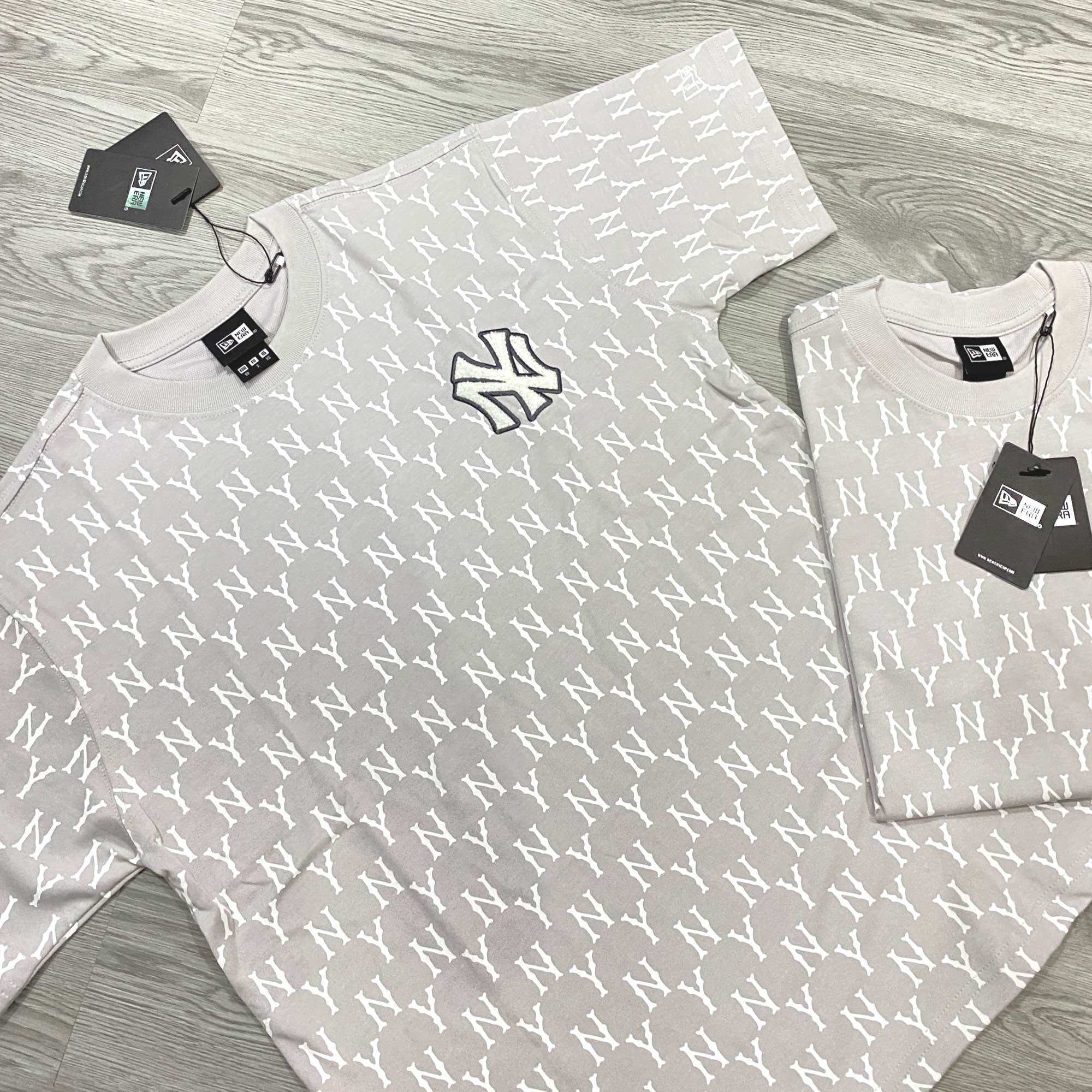 (Auth) Áo thun New Era Monogram NY xám