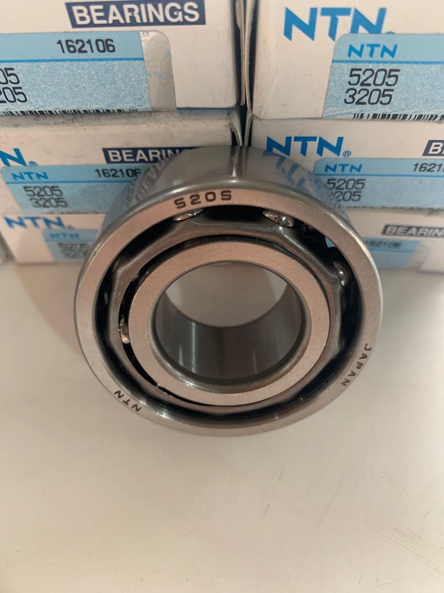 [ BI KÉP 205 ] Vòng bi, bạc đạn Nhật NTN 5205 ( 3205 ) chịu lực