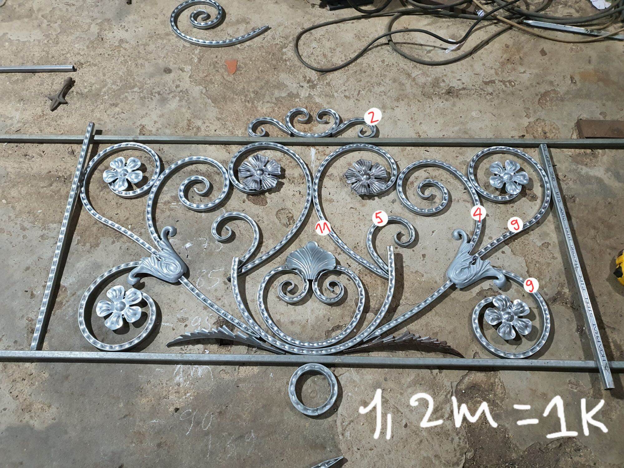 lá dứa sắt dập dài (Số lượng 10 cái)