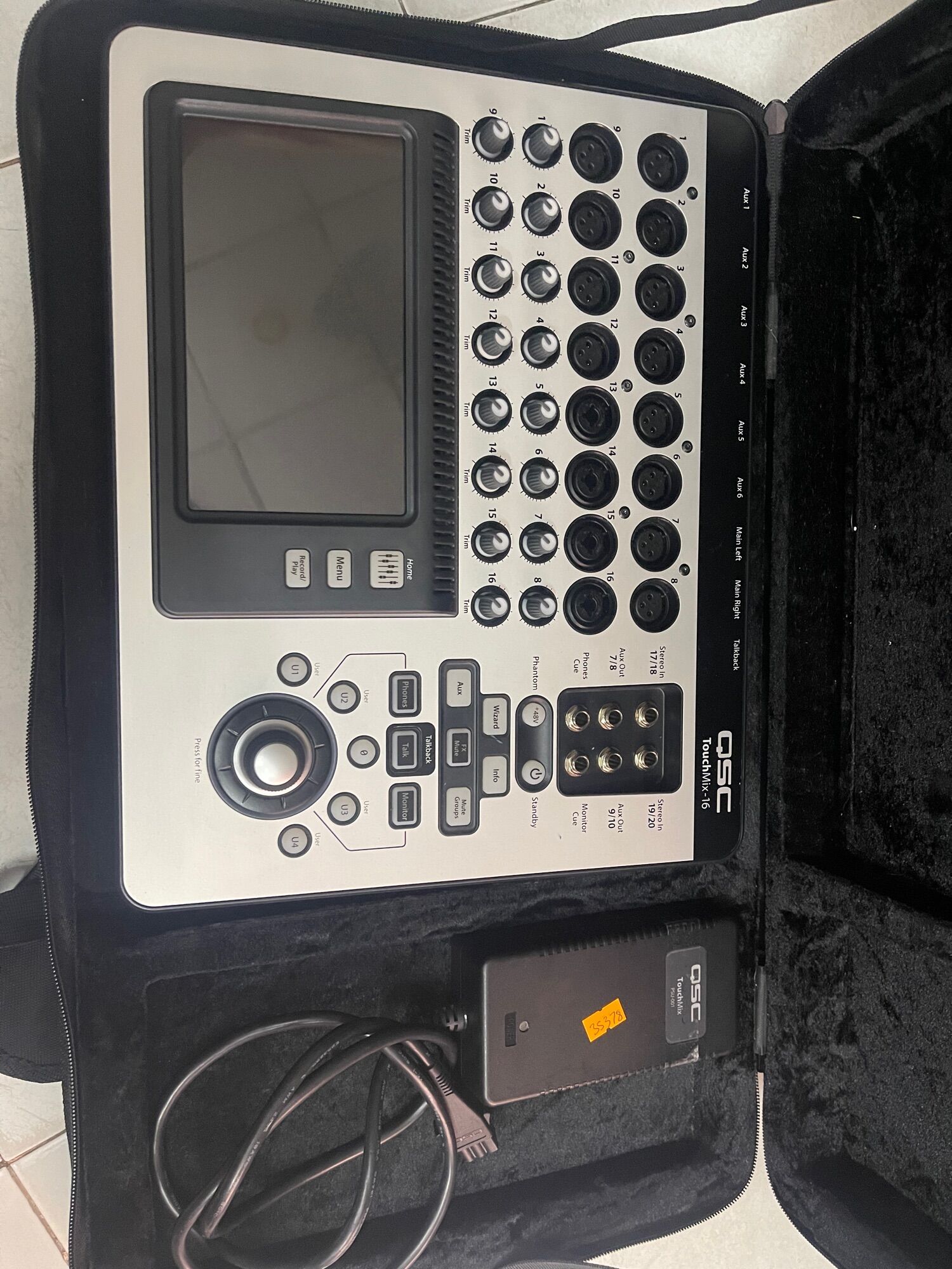 Mixer Qsc Touchmix16