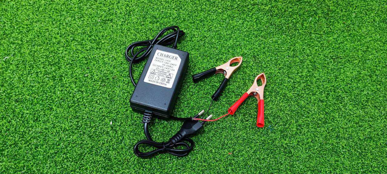 Bộ sạc acquy 12v có đèn báo, tự ngắt, chống ngược cực