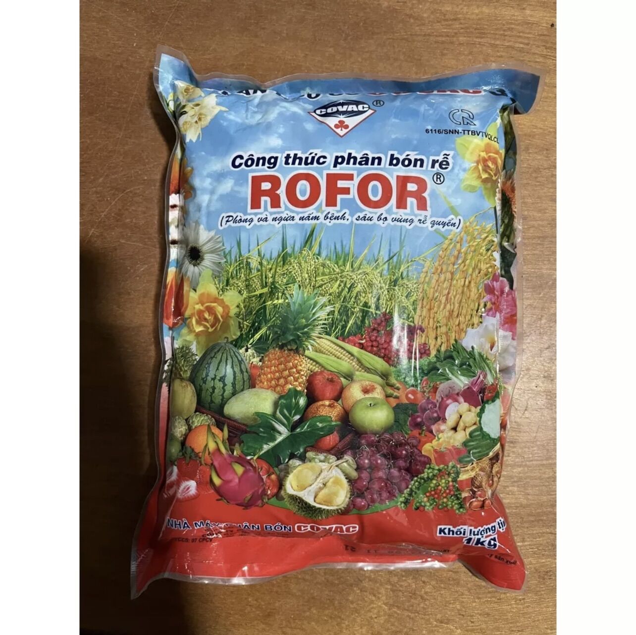 Phân bón hữu cơ vi sinh Rofor túi 1 kg