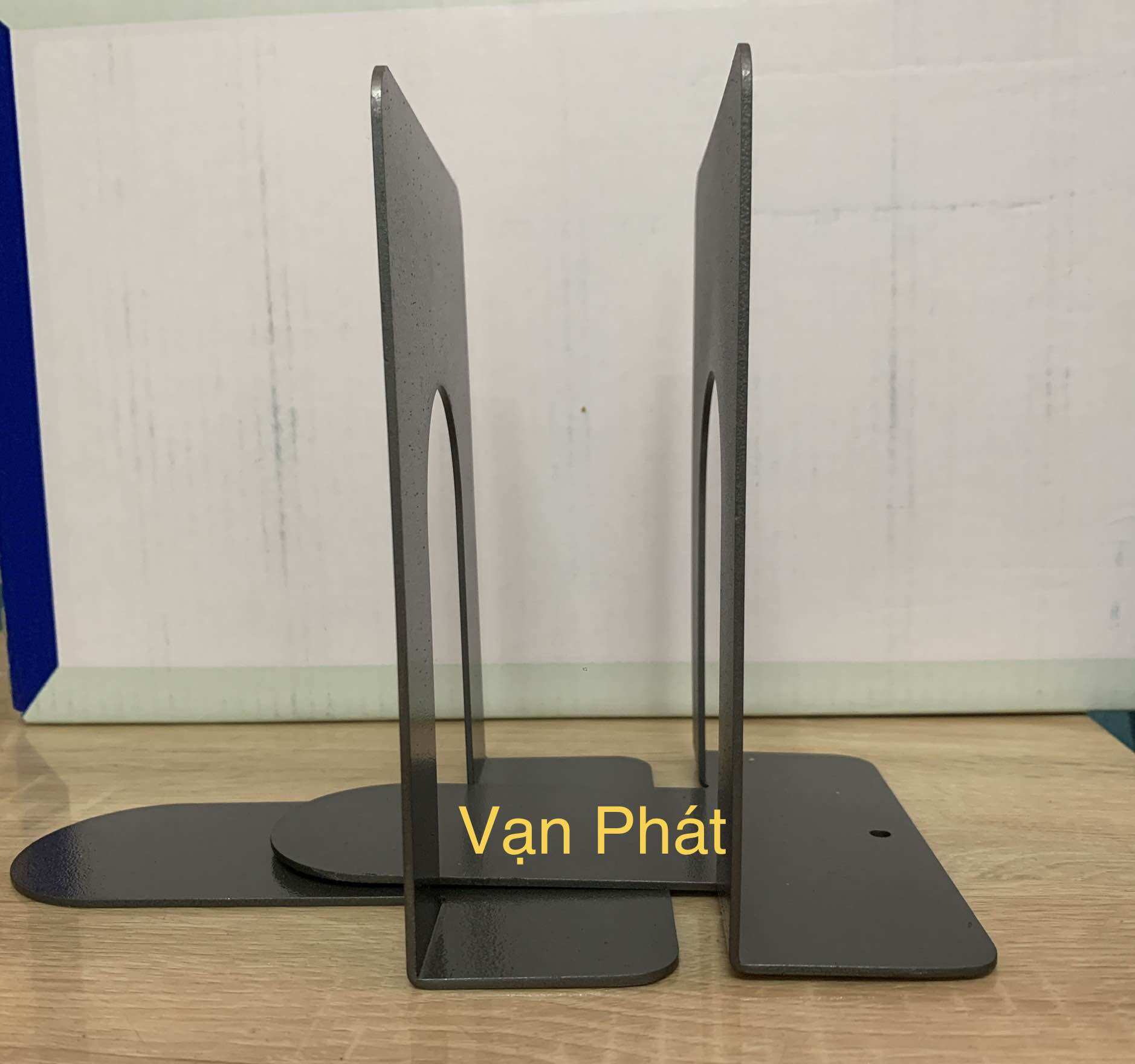 Chặn sách kim loại - xám đen chiều dày 2mm
