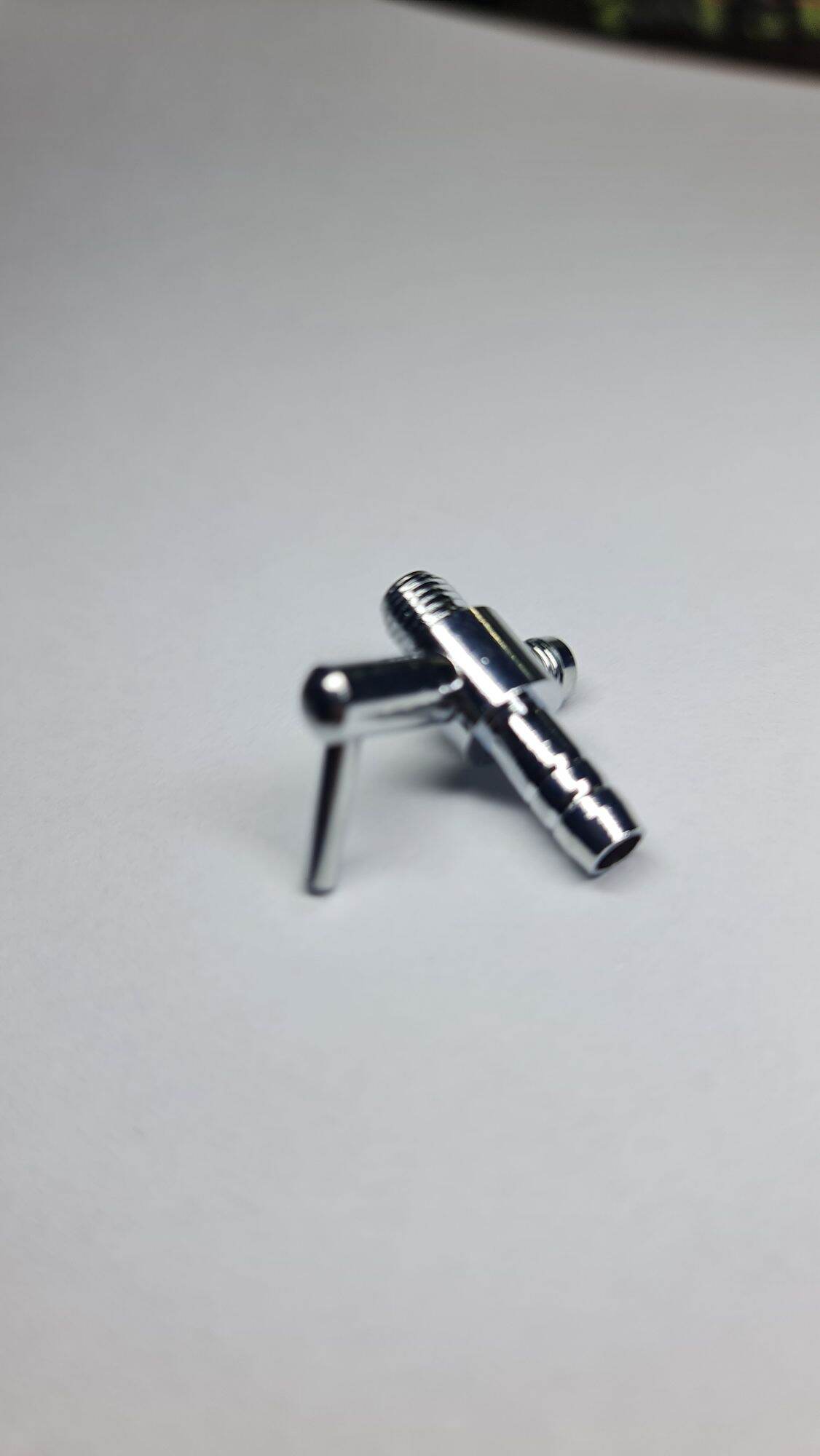 van khóa oxy bằng inox có ren vặn