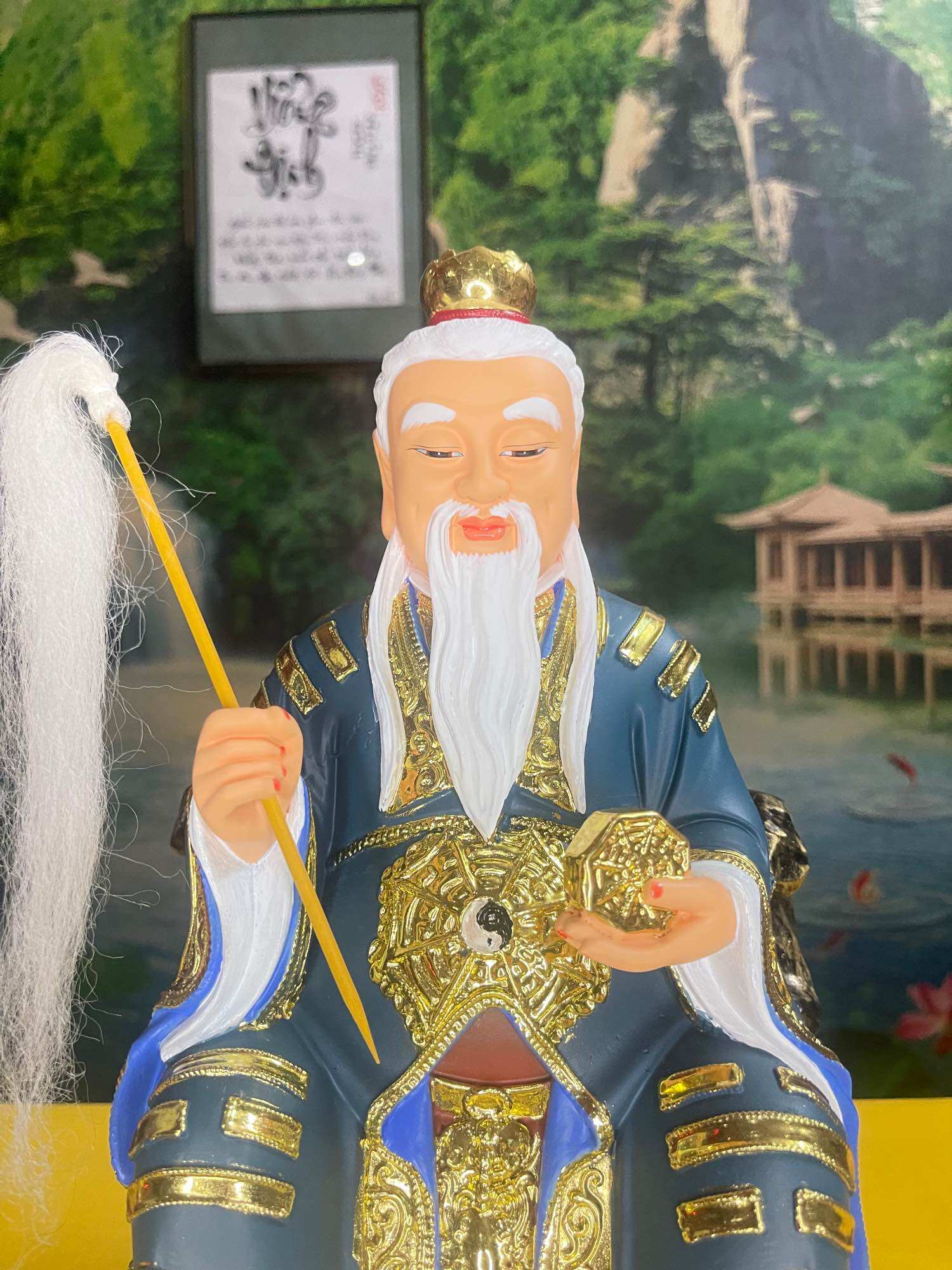 Tượng Hồng Quân Lão Tổ