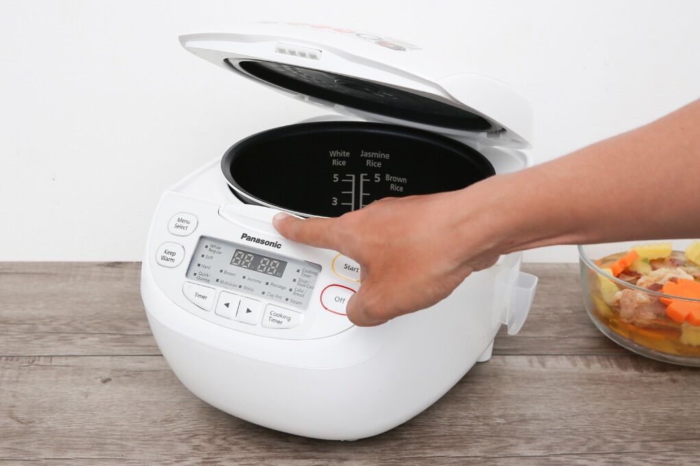 Nồi cơm điện tử Panasonic 1 lít SR-CL108WRA - Hàng chính hãng