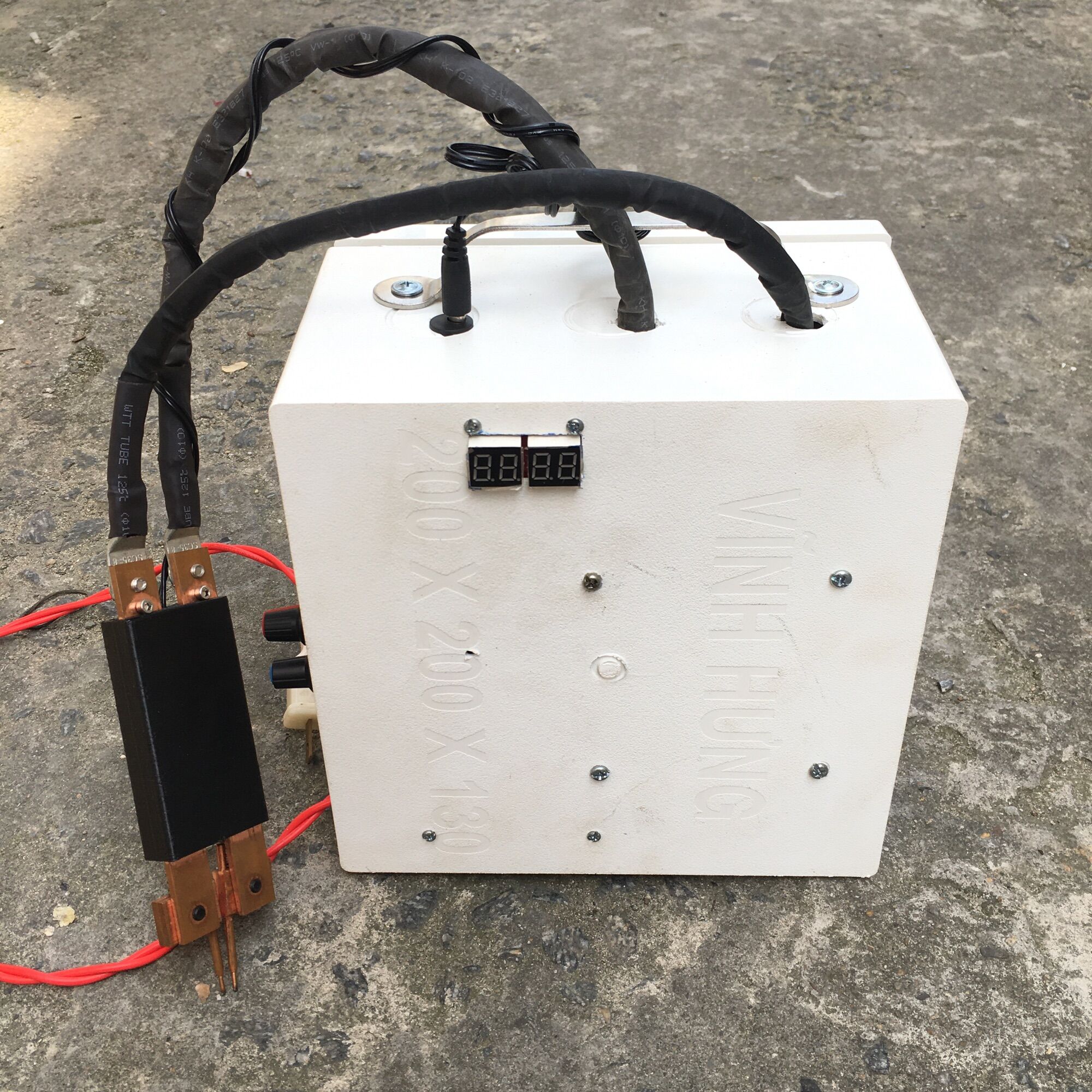 Máy hàn cell pin tay cầm V1