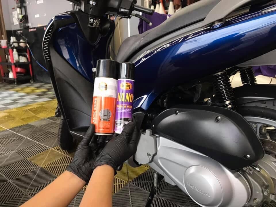 Phục Hồi Nhựa Nhám Sprayking 400ml