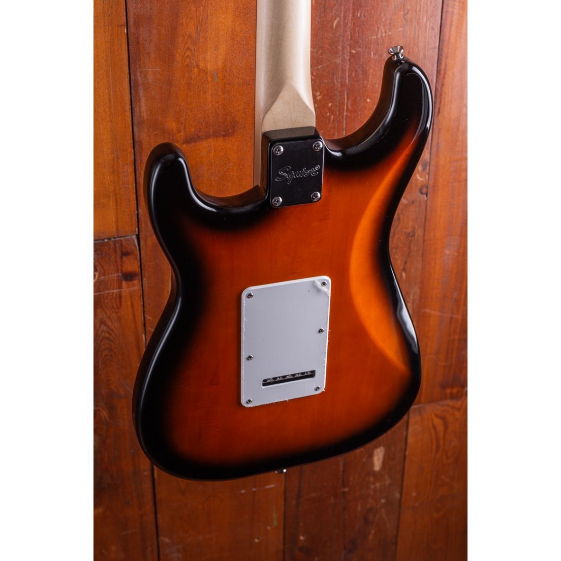 Đàn Guitar điện Squier Bullet Stratocaster màu Sunburst