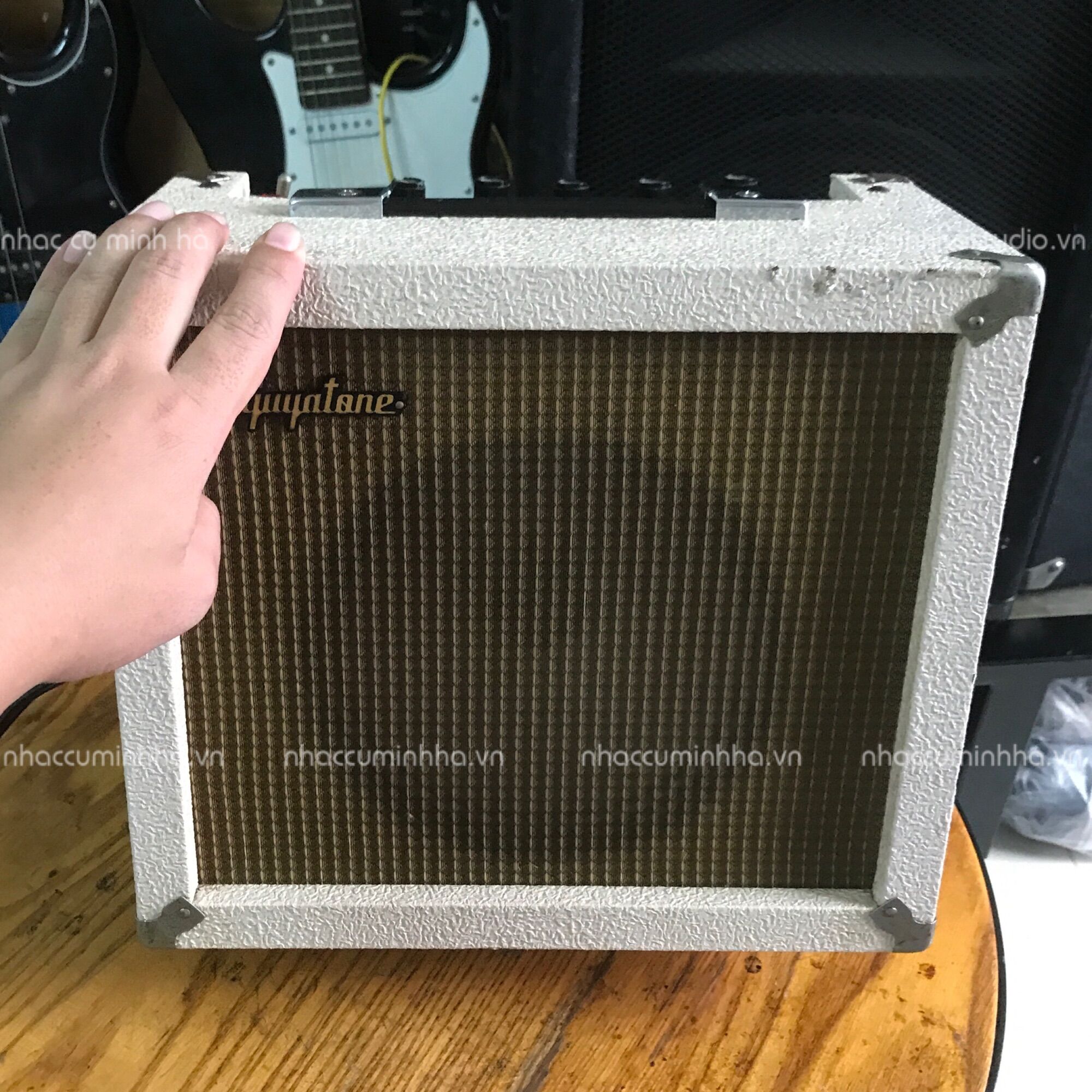 Guyatone AP-707 Guitar Amplifier, hàng đã qua sử dụng