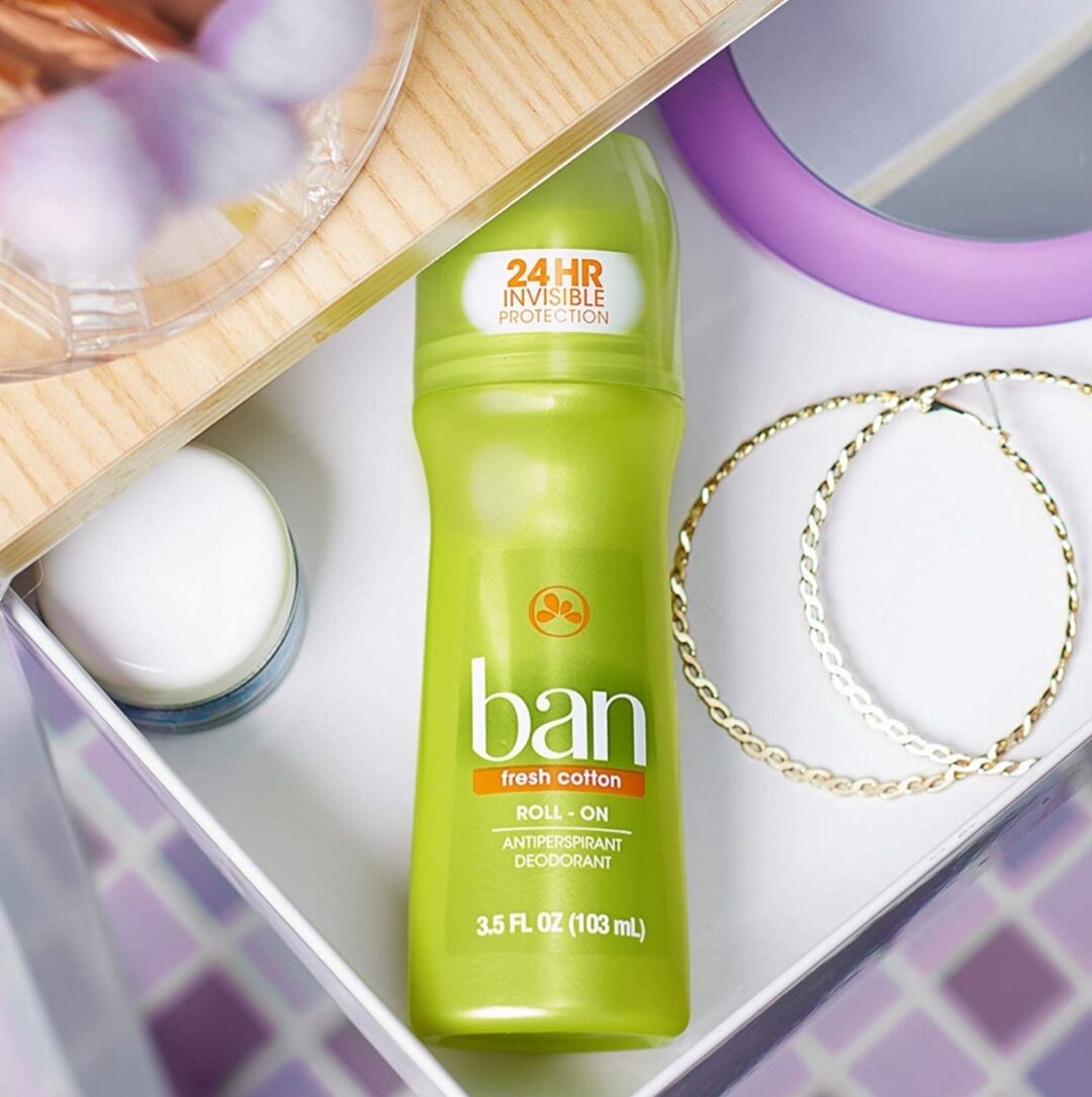 Lăn khử mùi BAN POWDER FRESH ( 103ml ) - Hàng Canada
