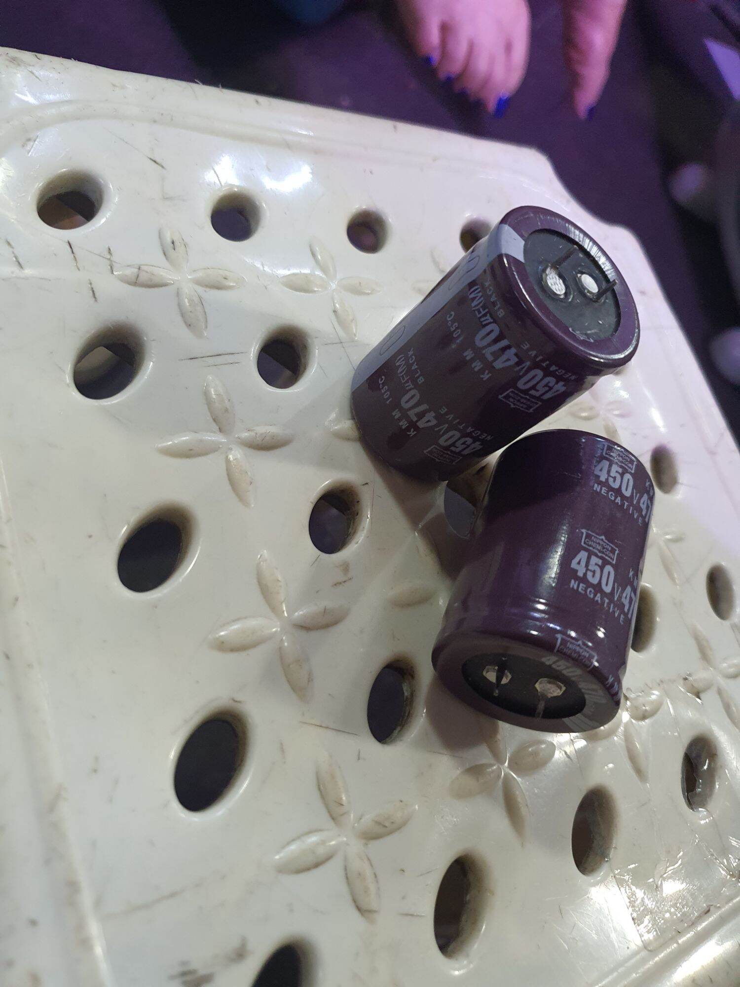 tụ lọc nguồn 470uf 450v