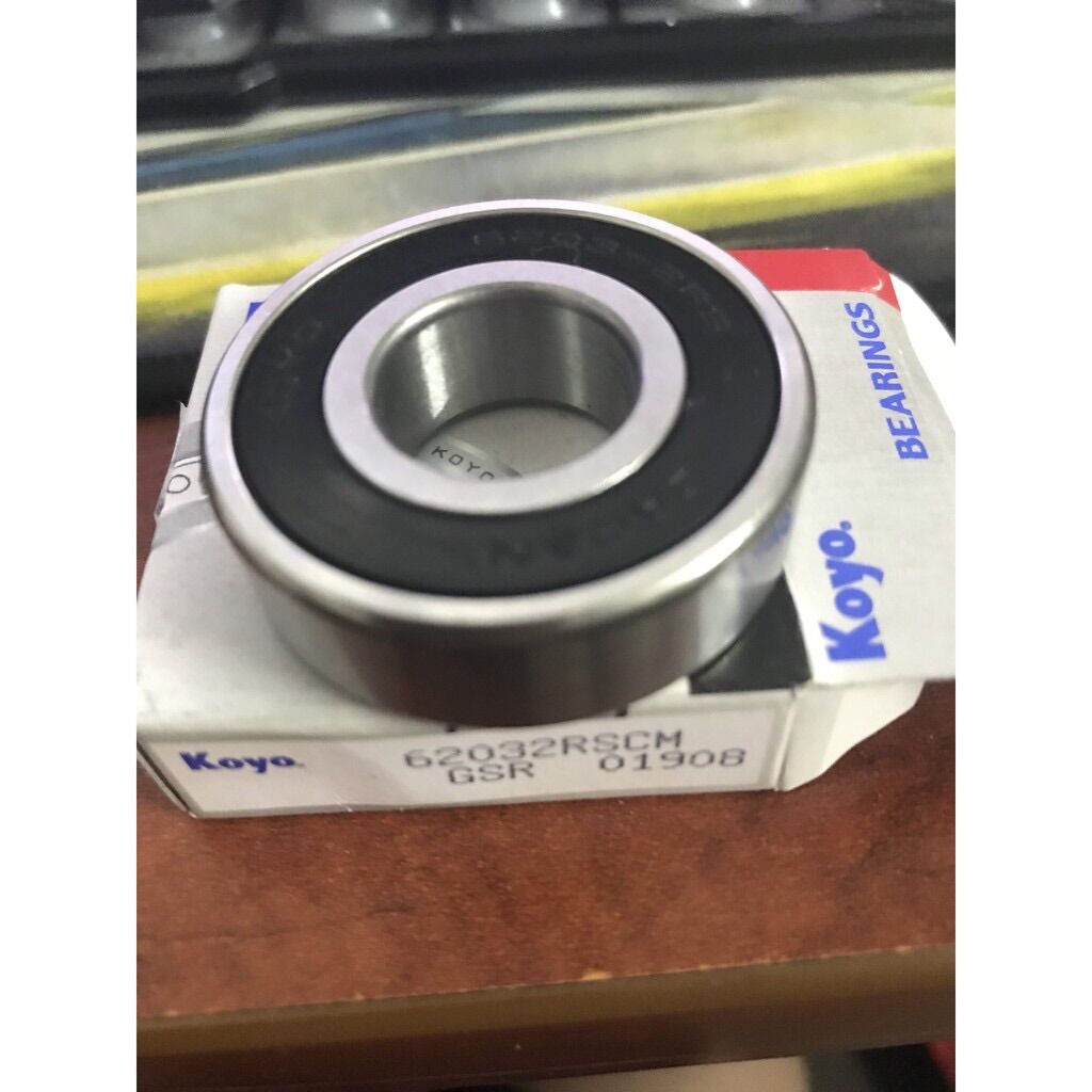 Vòng bi bạc đạn KOYO 6203