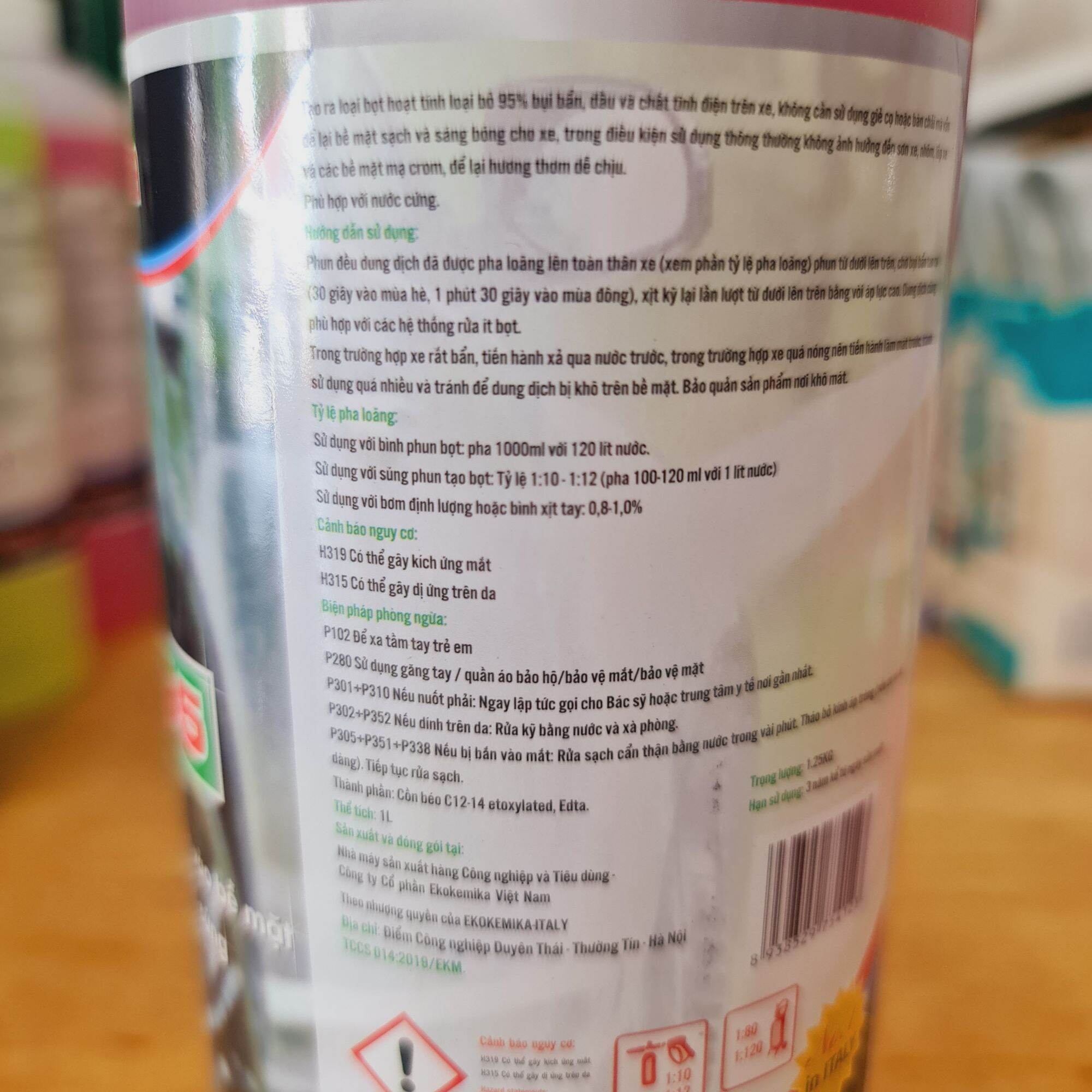 Dung dịch rửa xe không chạm EKOKEMIKA BIO45 1 lít