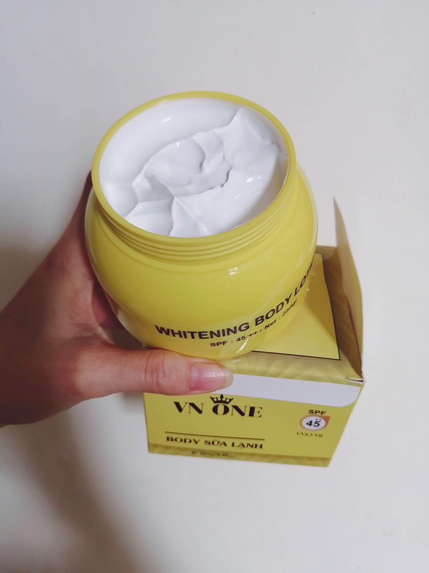 (Chính hãng) Kem body sữa lạnh VN One siêu trắng giá sỉ