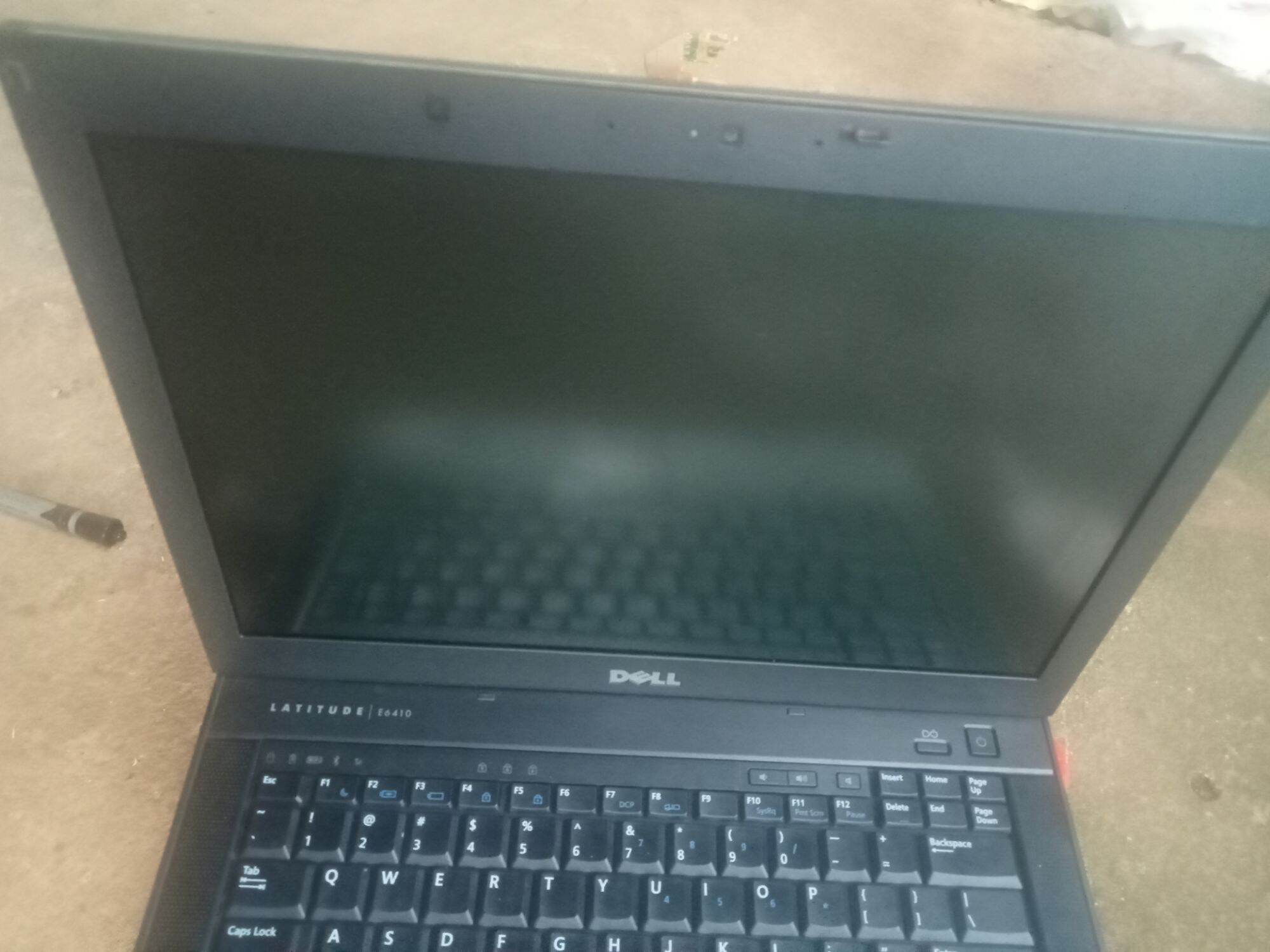 Laptop Dell latitude E 6410 Lỗi màn hình xanh