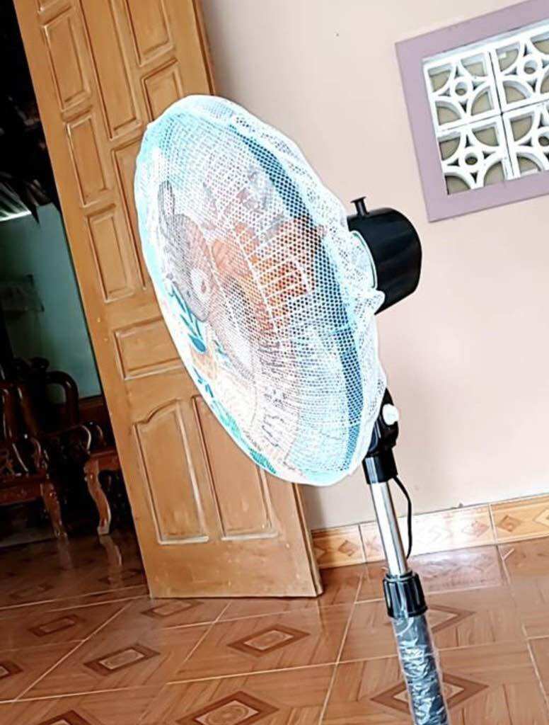 Áo lưới bao quạt giảm bụi