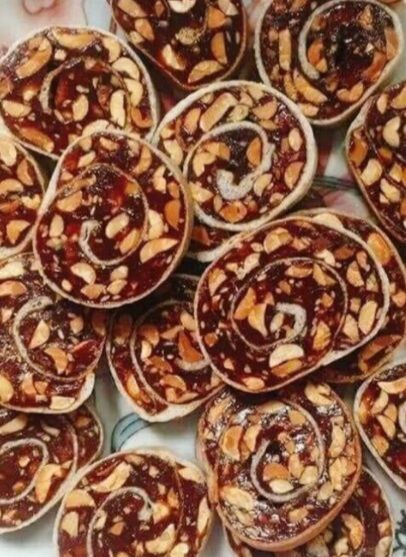 500g Kẹo chuối cuộn bánh tráng Bến Tre, bánh kẹo Tết