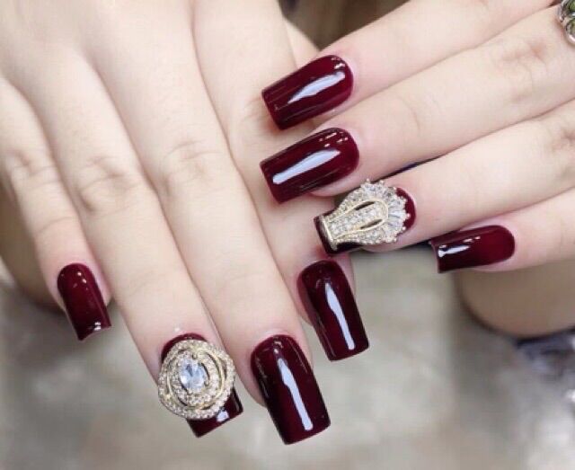 Thạch đỏ rượu vang (sơn gel phải dùng máy hơ)