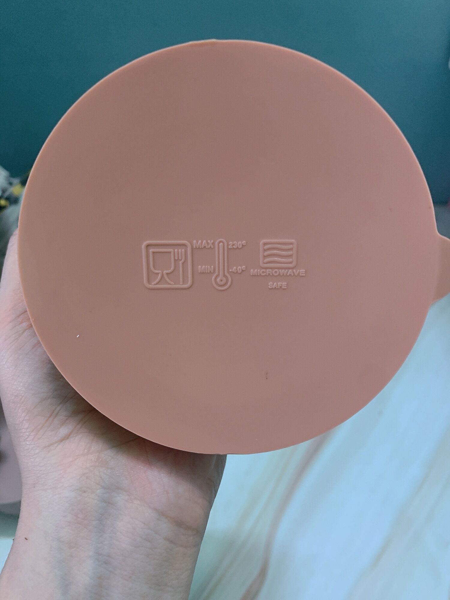 Set yếm và bát thìa silicon ăn dặm cho bé